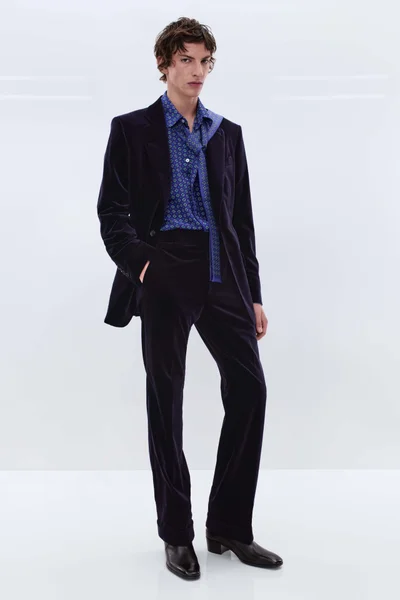 Look 37